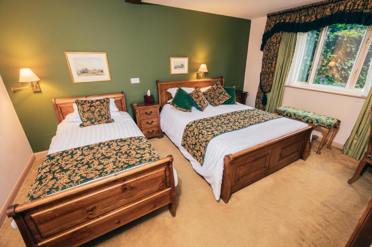 The Auberge Yaxley  Luaran gambar